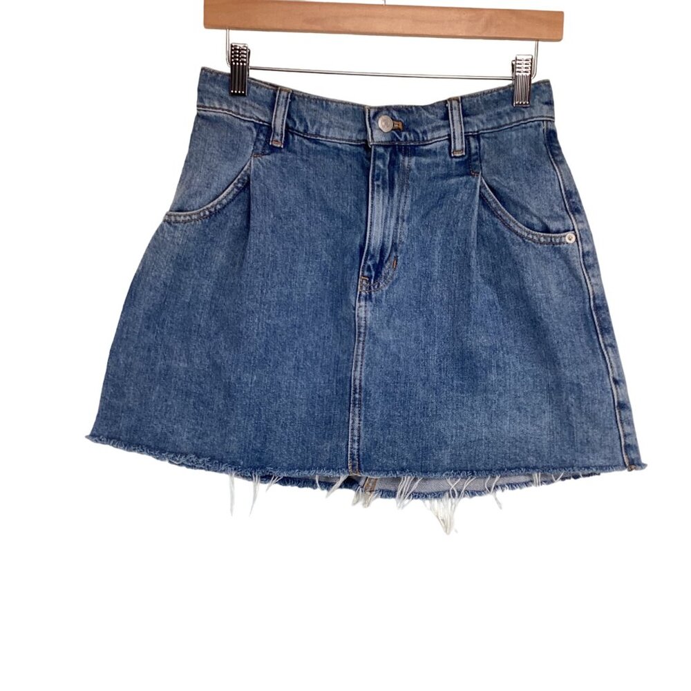 We The Free People Denim Mini‎ Skirt Size 26 Pleated Frayed Hem Distressed